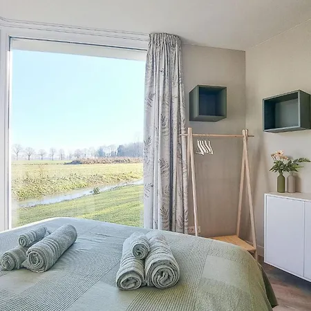 2 Sovrum Trevligt Hem I * Afferden (Limburg)